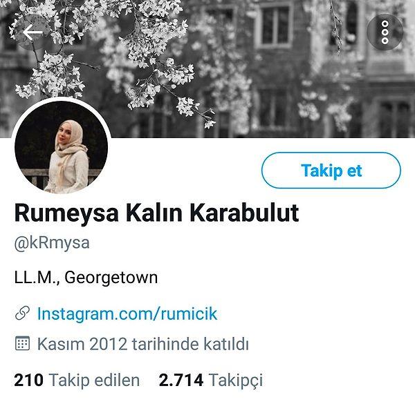 Daha önce başörtülü olan Rumeysa Kalın Karabulut, sosyal medya profillerini başı açık yeni haliyle değiştirdi.