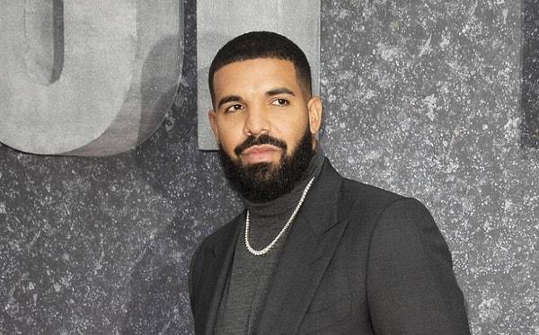 Son yıllarda şarkılarıyla müzik listelerinin başından düşmeyen Drake'i aramızda artık duyup görmeyen kalmamıştır.