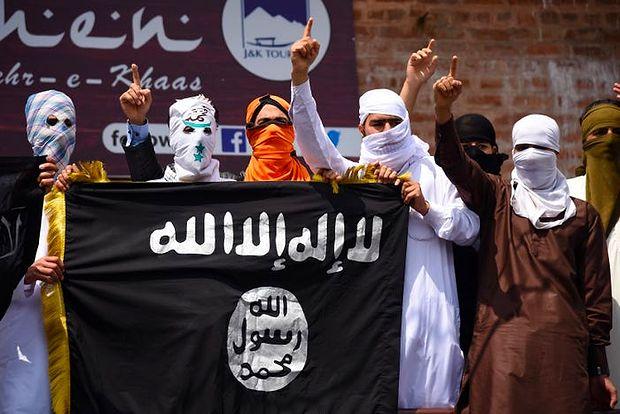 Interpol’ün ‘Kırmızı Bültenle’ Aradığı IŞİD Üyesi Mahkeme Tarafından Tahliye Edildi...