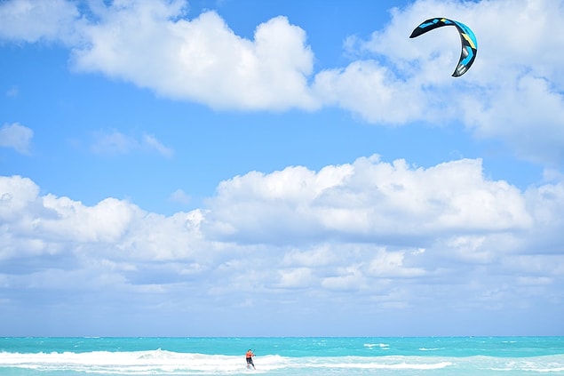 2. Kitesurf