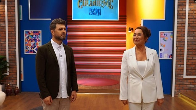 Akbağ'ın ünlü konuklarla yarışmacıların işini günden daha da zorlaştıracak. Ekranlarda yaz sezonuna damga vuracak olan Demet Akbağ ile Güldürme Beni yakında Show Tv ekranlarında başlayacak.