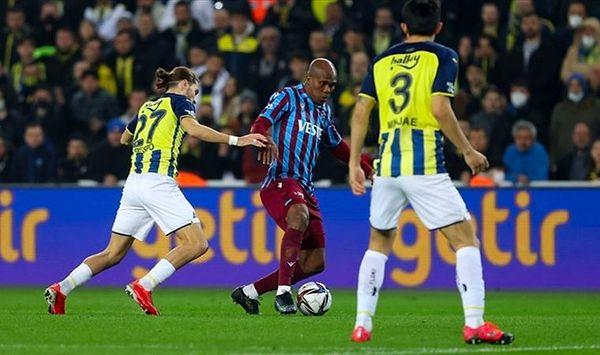 Ancak bu beraat kararı, Fenerbahçe ile Trabzonspor arasındaki gerginliği bitirmeye yetmedi. Öyle ki Fenerbahçe'nin 3 Temmuz paylaşımının ardından resmen ortalık karıştı!