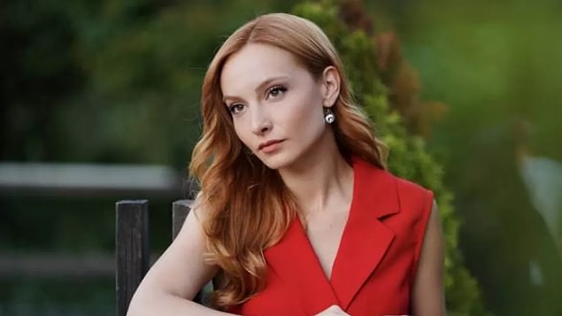 Yargı'nın Neva'sı Başak Gümülcinelioğlu, Armağan Çağlayan'ın YouTube kanalına konuk oldu. Oyuncu, Çağlayan'ın kendisine yönelttiği sorulara içtenlikle cevap verdi.