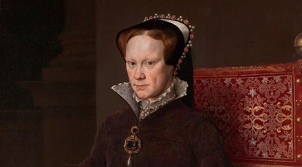 Mary başlangıçta Lady Jane Grey'i affetmeyi planlamıştı ancak babasının kendisine karşı bir isyanın içinde yer almasının ardından Mary fikrini değiştirdi.