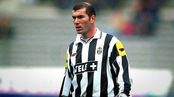 Önce Zidane'ın tepesi açılmaya başladı, daha sonra usturalı bir şekilde sahada arzı endam etti.