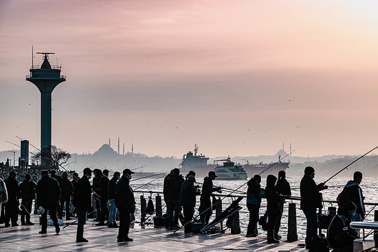 Bedri Rahmi Eyüboğlu Şiirleri: Sana Büyük Şehirlerden Bahsedeceğim