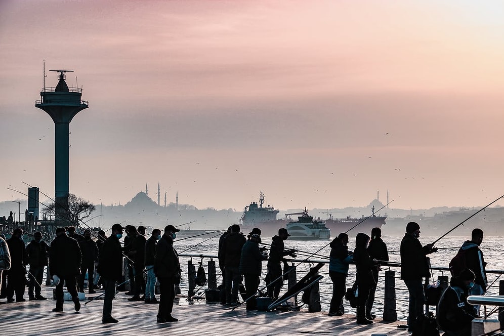 Bedri Rahmi Eyüboğlu Şiirleri: Sana Büyük Şehirlerden Bahsedeceğim