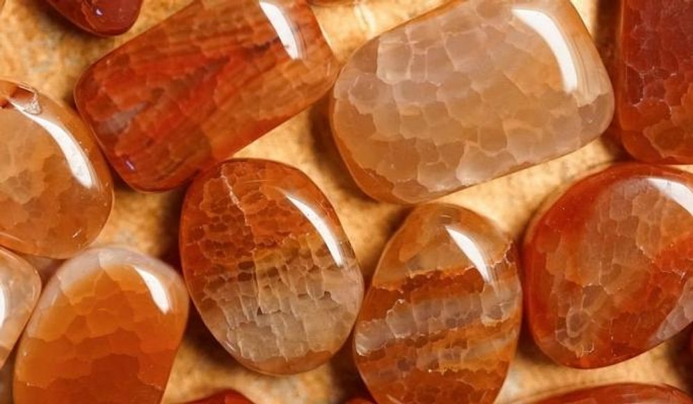 Balık Burcu Doğal Taşları: Balık Burçları İçin Pozitif Enerji Tılsımı 20 Zodyak Taşı