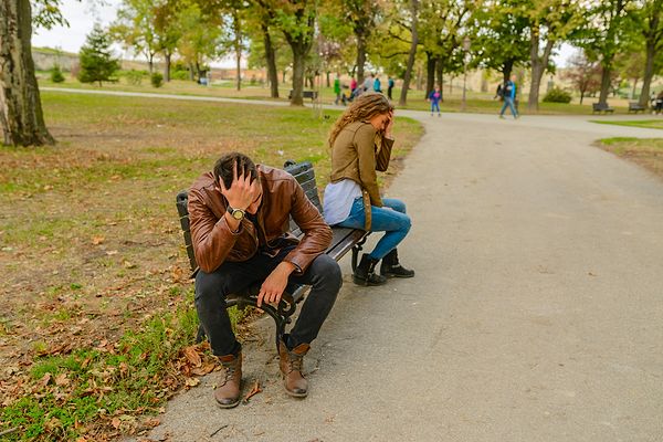 Aralarındaki yaş farkı sebebiyle insanlar çifte çok fazla eleştiride bulunuyor.