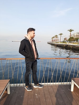 Deniz İnce Profil Resmi