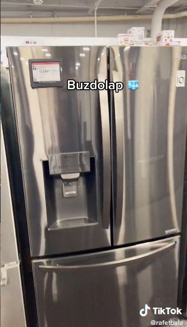 Çift kapaklı bir buzdolabı için ise yaklaşık olarak 2 bin 600 dolarlık bir harcama yapılıyor.