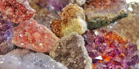 Boğa Burcu Doğal Taşları: Güzelliğin Temsilcisi Boğa Burçlarının Hayatlarına Etki Eden Taşlar