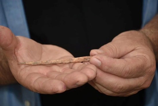 İzmir’in İlk İnsanları Kullanmış: 8 bin 200 Yıllık Eşyalar Bulundu