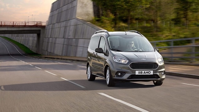 FORD - 32386 adet satıldı. En çok satan modeli Tourneo Courier: 1525 adet