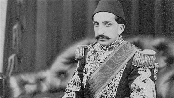 "Devlet telakkisi Osmanlı’nın devlet anlayışına uymadığı için yasaklanmıştı"