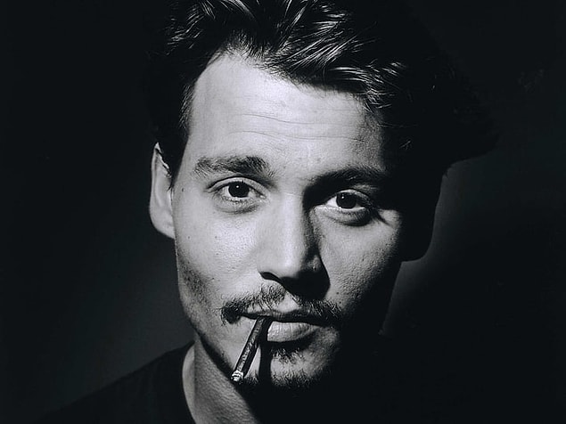 Eski eşi Amber Heard ile girdiği dava sürecinden bu yana ekranlara ara vererek oynadığı projelerden çıkarılan Depp, sonunda yeni bir projeyle geri dönüyor!