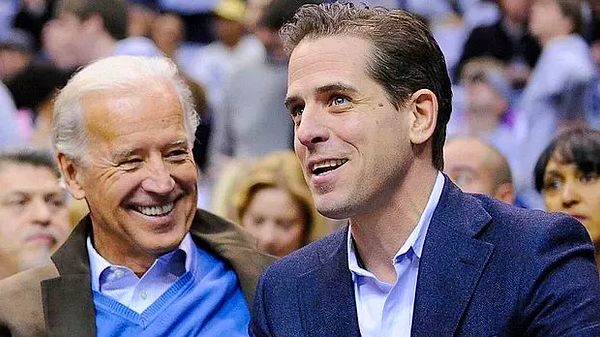 ABD Başkanı Joe Biden'ın oğlu Hunter Biden’a ait olduğu iddia edilen telefon ve tablet verileri internete sızdırıldı.