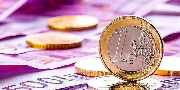 Dünya konjonktüründe rüzgar dolardan yana esiyor.