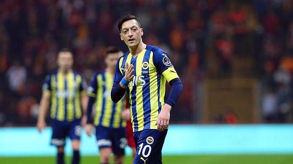 9. Başakşehir'in Mesut Özil transferini açıklaması bekleniyor. (SPORT1)