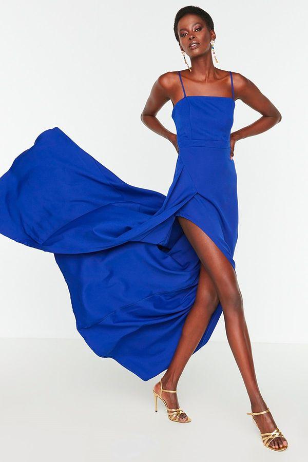 2. Saks mavisi bu elbise her göreni aşık edecek, bizden söylemesi!