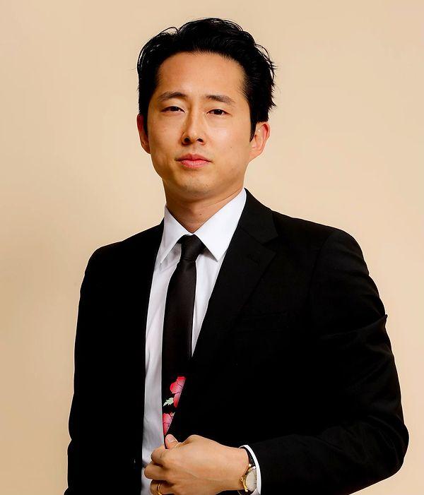 12. Steven Yeun, Bong Joon-ho'nun yeni filmi MICKEY7’ın kadrosuna dahil oldu.