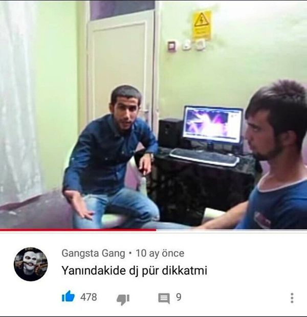 18. 'Ben DJ Dikkat ve yanımda arkadaşım DJ Pürdikkat' 😂