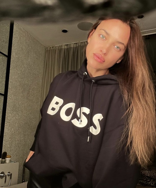 Güzelliğiyle dillere destan olan model Irina Shayk'ı mutlaka biliyorsunuzdur... Ancak kendisi bu aralar güzelliğinden ziyade yaptığı bir paylaşımla konuşulur oldu.