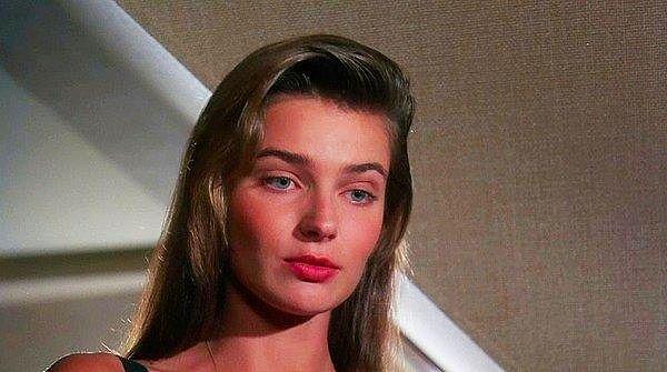 1980'li yılların en ünlü modellerinden birisi olan Porizkova, o dönem adından sıkça bahsettiriyordu. Duru güzelliği ile herkesin dikkatini çeken model, başarılarla dolu kariyer merdivenlerini hızla çıkıyordu.