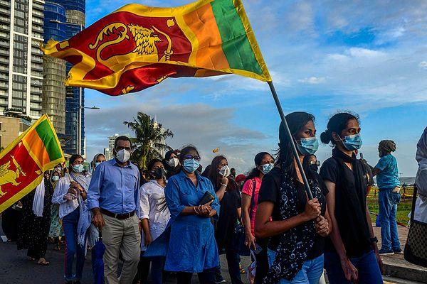 Başkanın ayrılışı Sri Lanka'da potansiyel bir güç boşluğu oluşturuyor.
