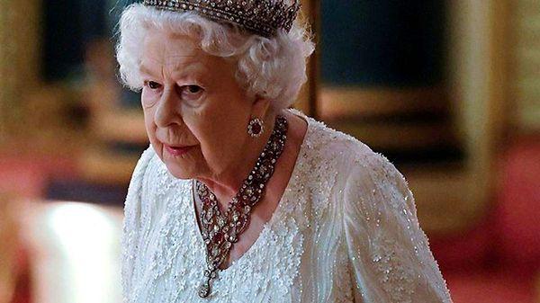 1. 100 binden az İngiliz, 96 yaşındaki Kraliçe Elizabeth'ten daha yaşlıdır.