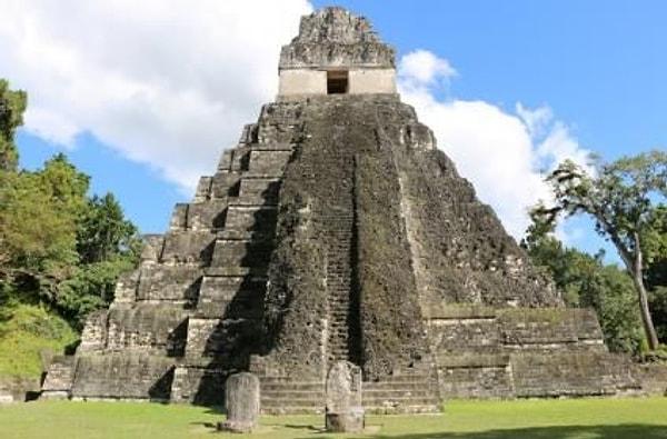 10. Guatemala: Maya Uygarlığının Kalbi