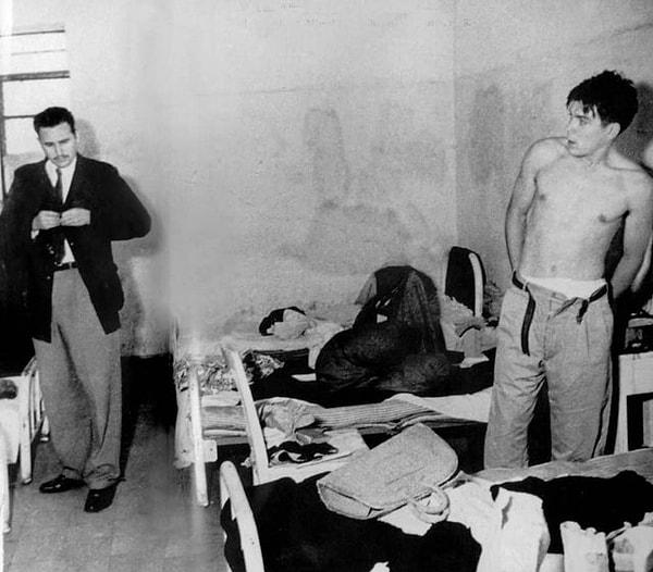 11. Meksika'daki hapishanede Fidel Castro ve Che Guevara: (1956)