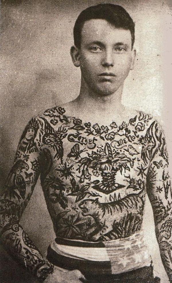13. 1920'li yıllarda bir terzi ve vücudundaki dövmeler: