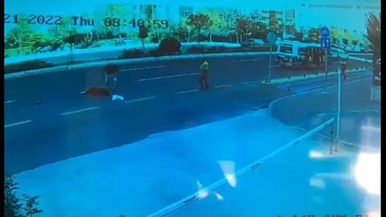 Ankara’da Kapısı Açık Minibüs Dehşeti: Bir Yolcu Düşerek Yaralandı