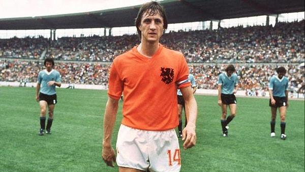 10. Johan Cruyff.