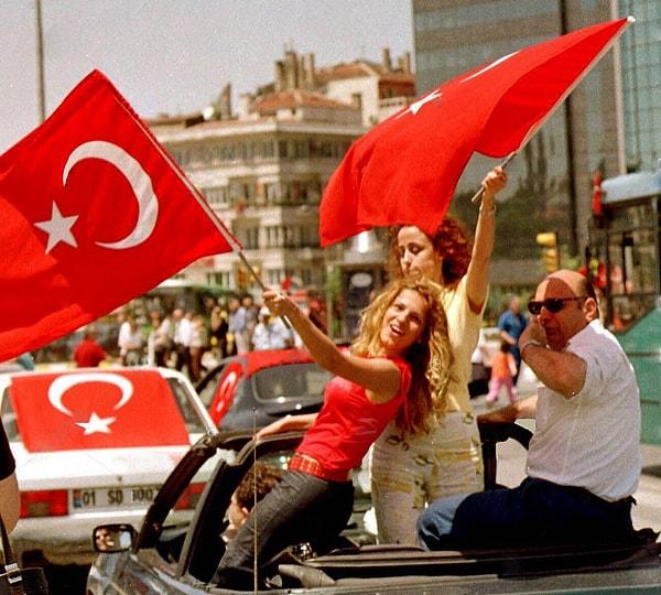 19. A Milli Takımı zaferi, İstanbul, 2002.