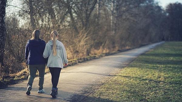 23. Kronik hastalıkları yürüyüş yaparak kontrol altına alabilirsiniz.