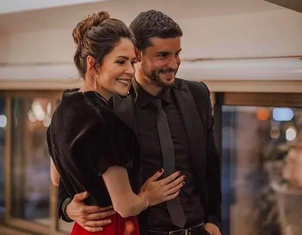 Sonunda beklenen haber geldi ve ünlü çiftin 9 Eylül’de Zekeriyaköy’deki evlerinin bahçesinde aile arasında bir nikah töreni yapacağı öğrenildi.