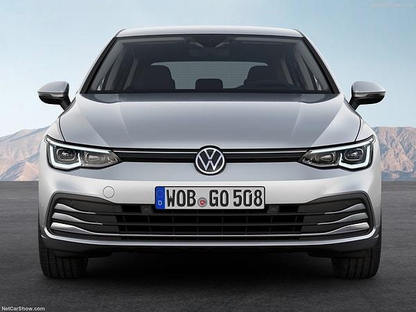 Volkswagen Golf ülkemizde 3 farklı motor seçeneği ve 4 farklı donanım paketi ile satışa sunuluyor.