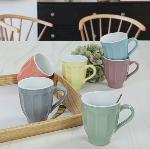 10. İster kahve keyfi isterseniz bitki çayı keyfi yapabileceğiniz bu kupalar tatlı renkleriyle gönlümüzü çaldı desek yeridir.