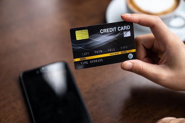 Kredi kartının nüfusa erişim oranı her geçen yıl artış gösteriyor.