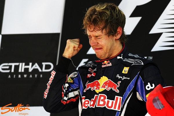 Vettel, Red Bull takımıyla 2010-2013 sezonları arasında üst üste 4 şampiyonluk kazanmıştı.