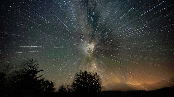 2022'de Perseid meteor yağmurunu ne zaman görebilirim?