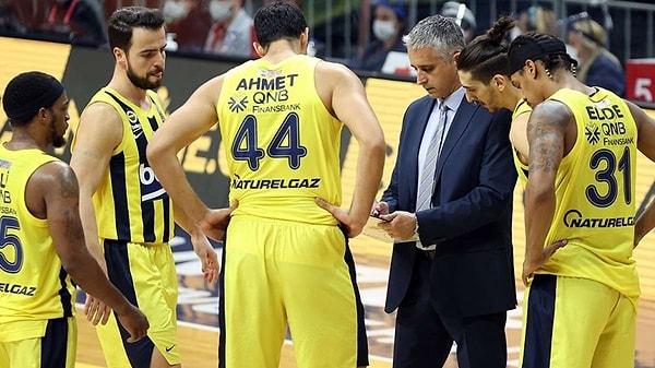 7. Baş antrenör Kokoskov ile birlikte 5 basketbolcunun CSKA Moskova maçı öncesi covid-19'a yakalanması. Fenerbahçe o maçı 92-76 kaybetmişti.