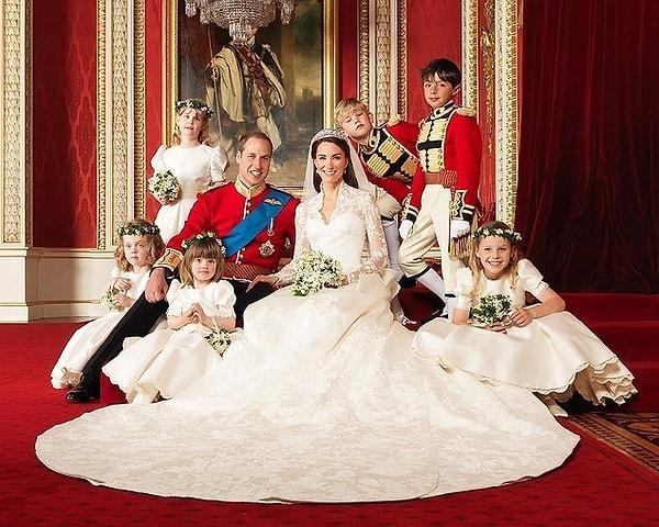 6. Cinsel istekleriyle gündeme gelen Prens William ve Kate Middleton'ın partilediği görüntüler ortaya çıktı!