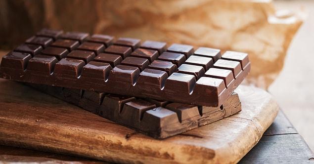 10. Çikolata yemek afrodizyak etkisi yaratmaz.