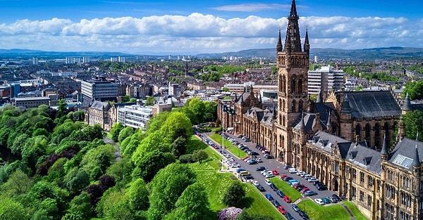 4. Glasgow / İskoçya