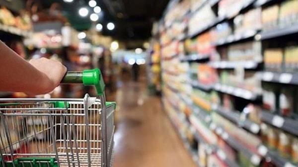 Gıda ve alkolsüz içecek fiyatları Temmuz ayında yüzde 3,15 oranında artmış, grup yıllık enflasyonu 0,72 puan yükselerek yüzde 94,65 olmuştur.