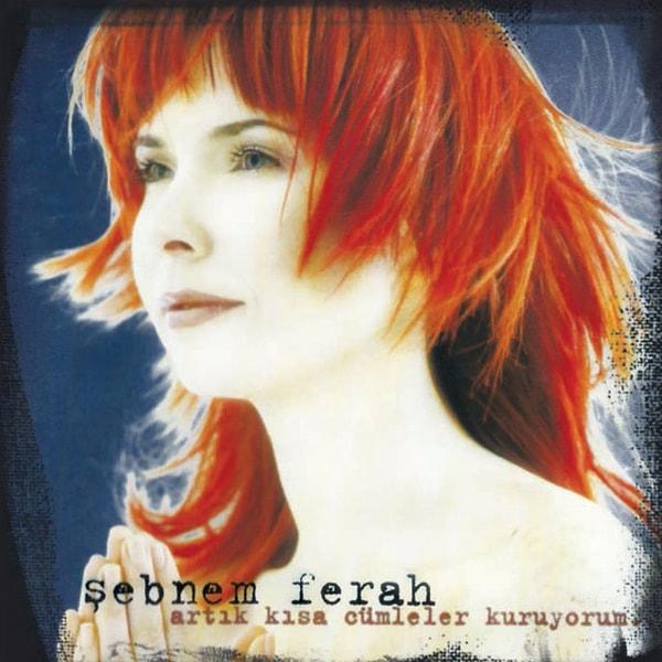 Aktif oldukları dönemde rock müziğinin başarılı sesi Şebnem Ferah'ın efsane albümü 'Artık Kısa Cümleler Kuruyorum' albümüne Yorgun şarkısını armağan ettiler.