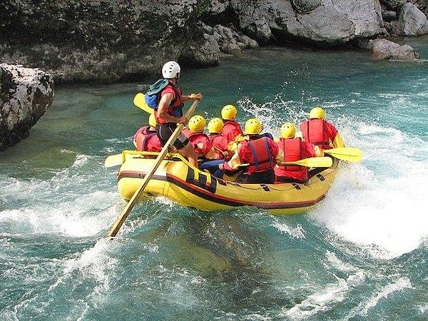 2. Adrenalin dolu bir tatil için: Rafting